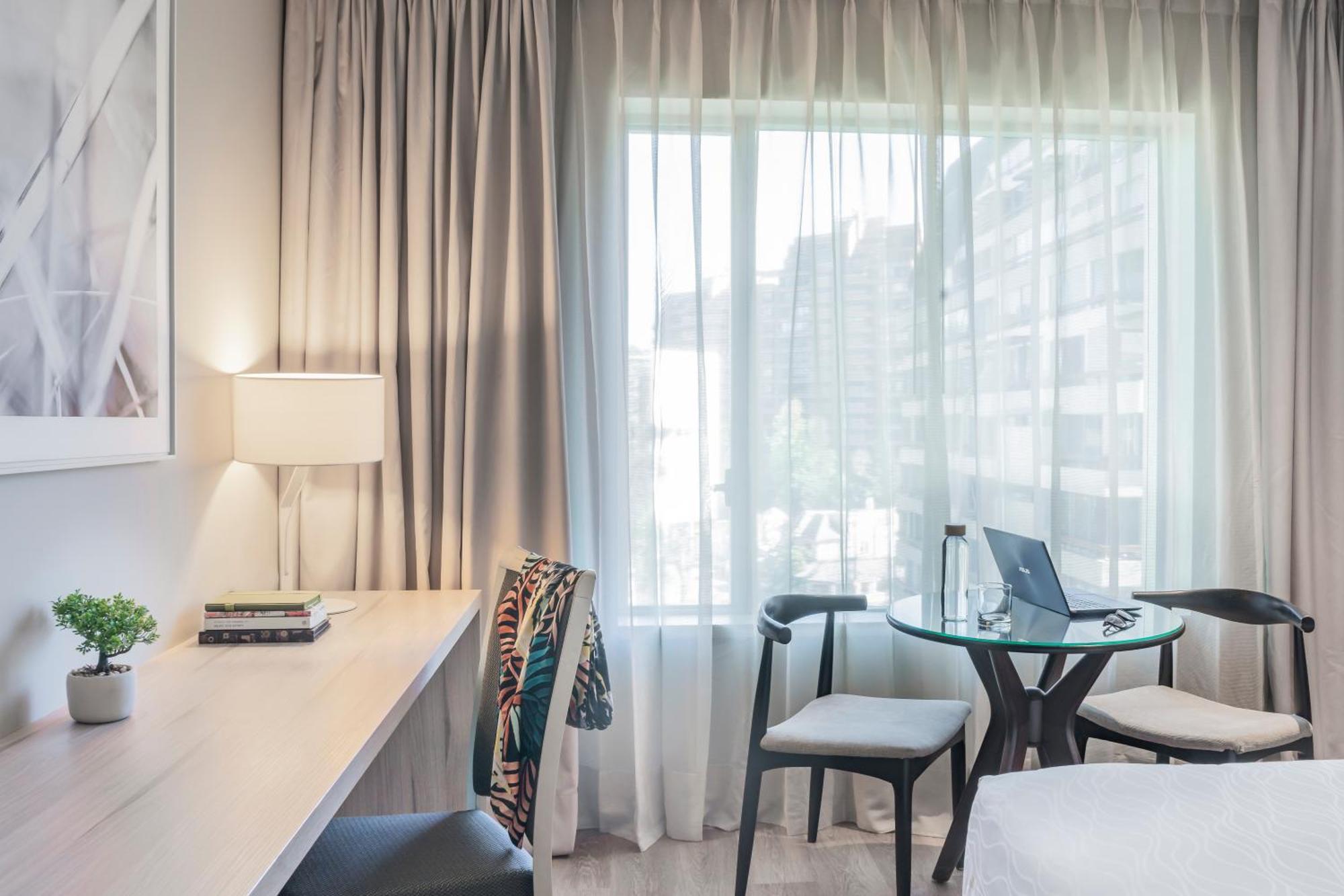 Pullman Santiago Vitacura Ngoại thất bức ảnh A room at the hotel
